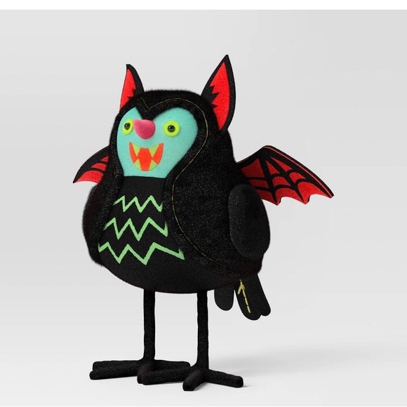 2024 Featherly Felt Bat Bird “Batrick” from Hyde & EEK! - Picture 3 of 4